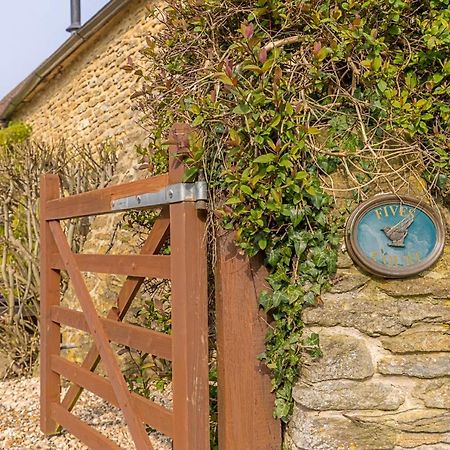 Finest Retreats - Fives Court Cottage North Cheriton Esterno foto