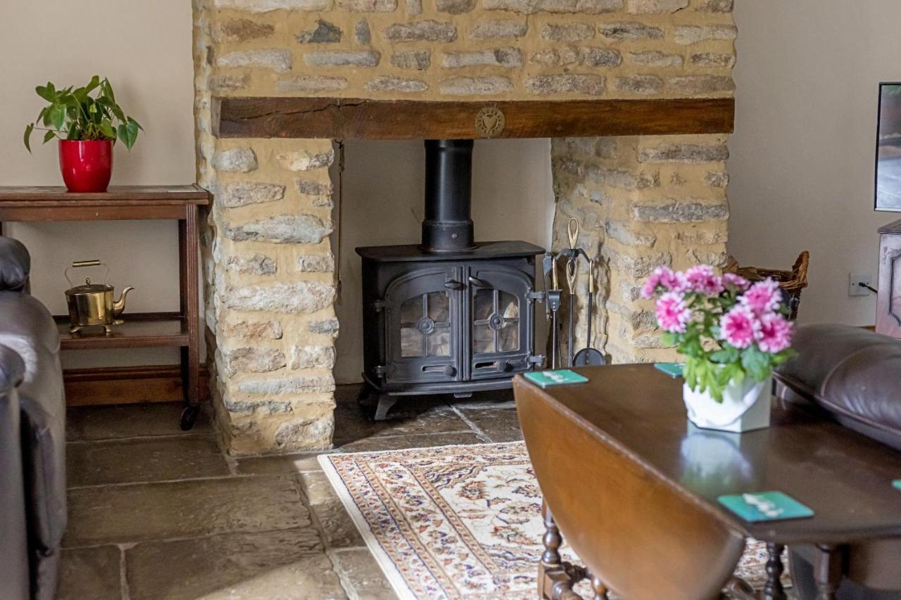 Finest Retreats - Fives Court Cottage North Cheriton Esterno foto